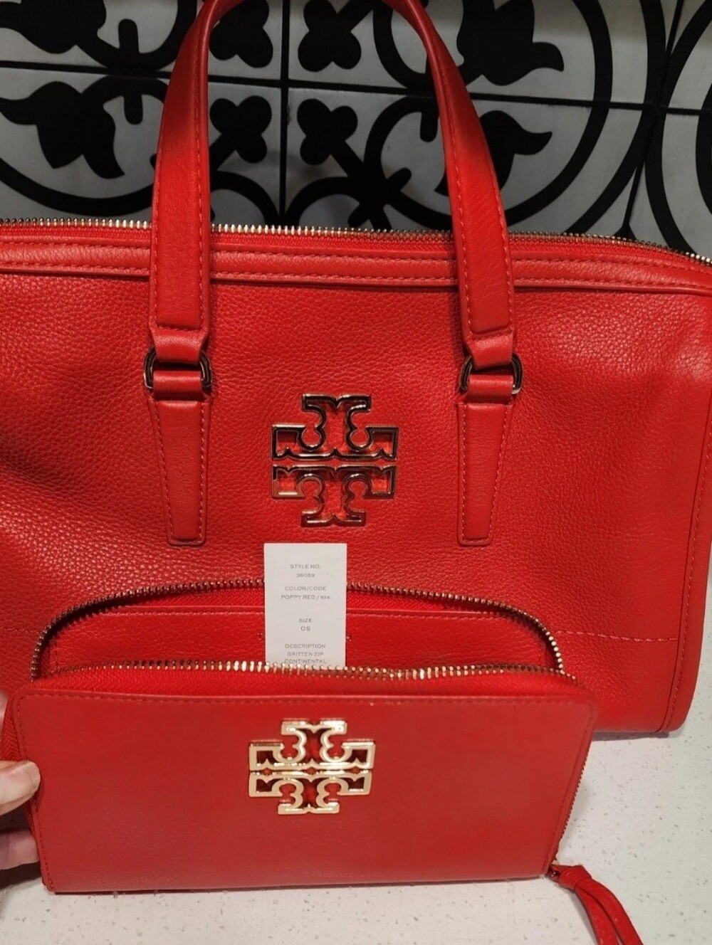 NWOT Tory Burch "Britton" POPPY RED Pebbled Leather Crossbody Tote with Wallet